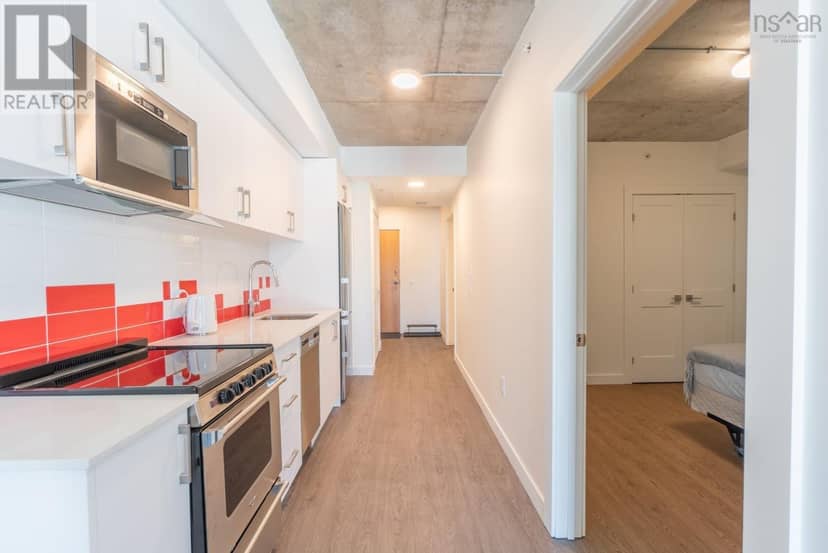 404 5684 West Street — photo 8 of 19