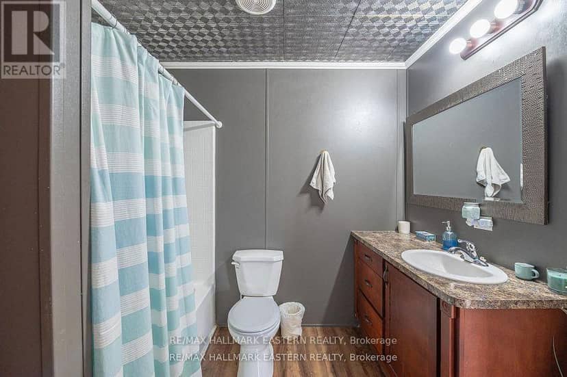 6 Hillview Drive — photo 13 of 34