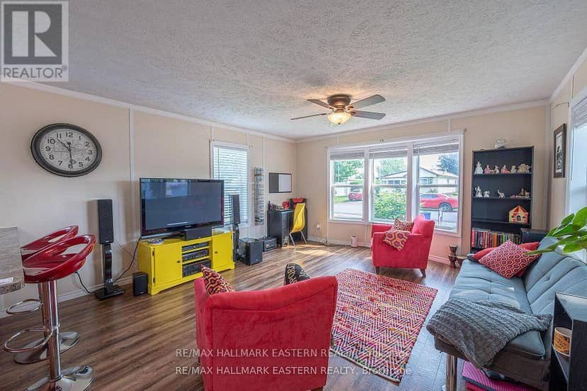 6 Hillview Drive — photo 8 of 34