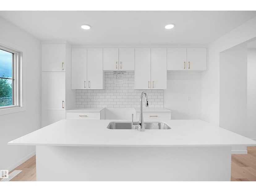 #18 3705 141 ST SW — photo 11 of 26