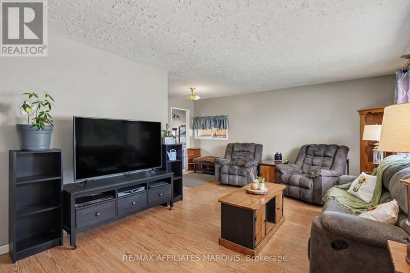 86 Jasper Avenue — photo 6 of 23