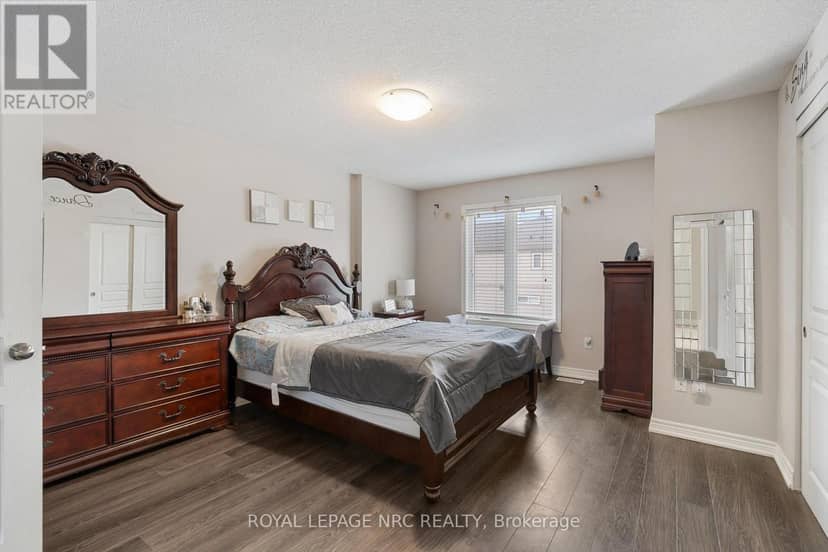 6 - 6118 Kelsey Crescent — photo 12 of 20