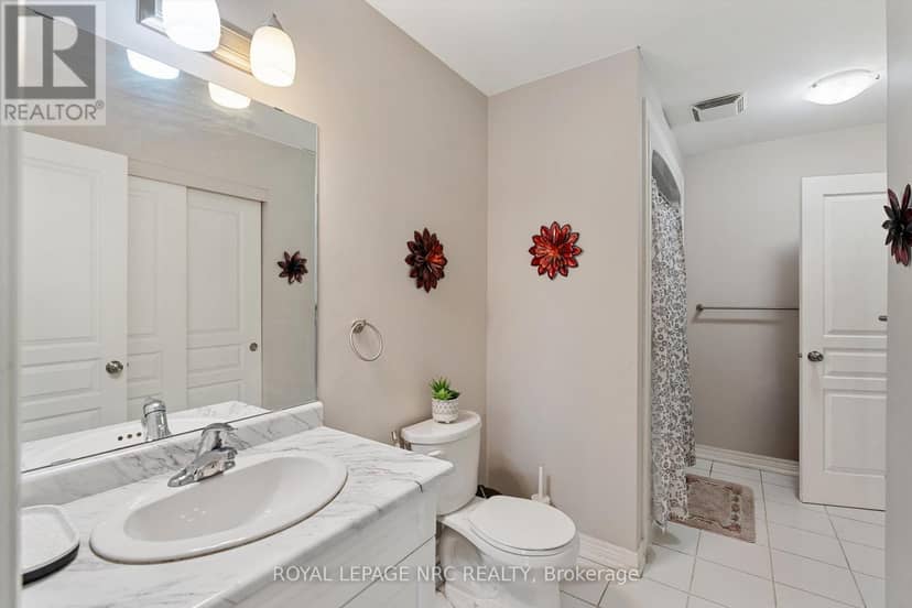6 - 6118 Kelsey Crescent — photo 16 of 20
