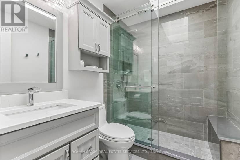 42 Rykert Crescent — photo 35 of 40