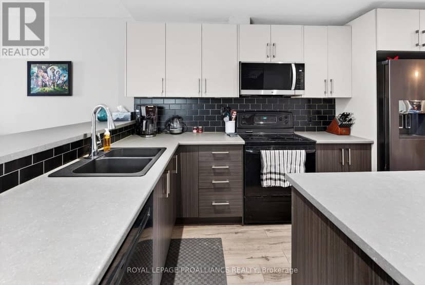 733 Tanner Drive — photo 9 of 31