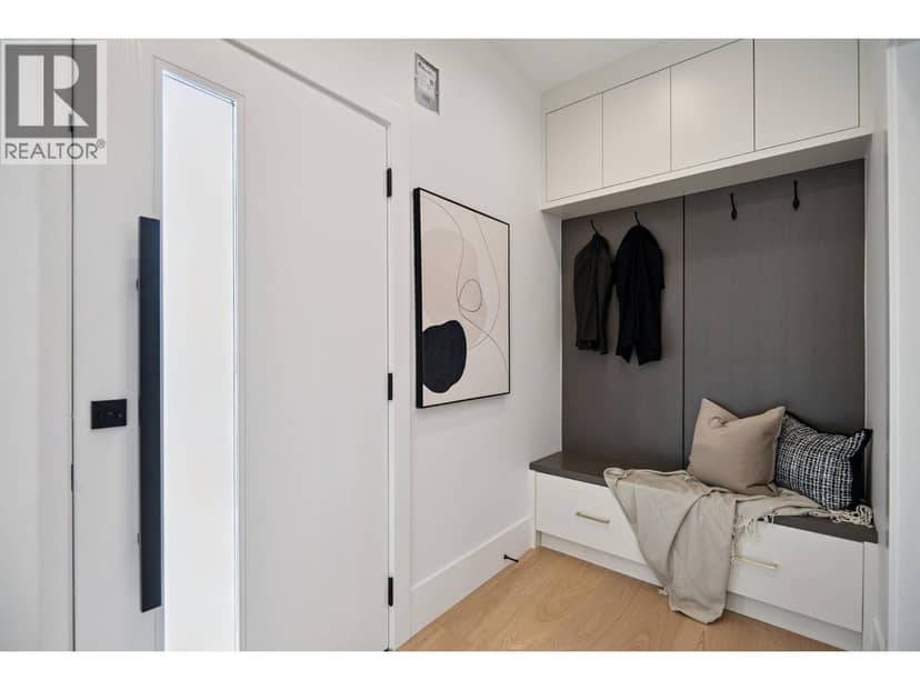 #1 1079 E 14TH AVENUE, Vancouver, photo 2