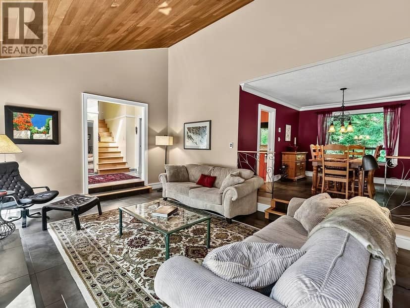 8568 BEDORA PLACE, West Vancouver, photo 3