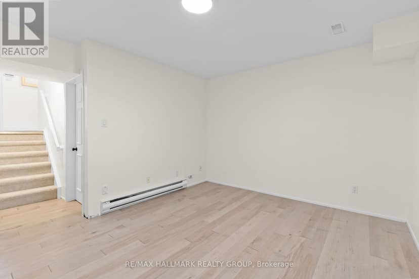 59 - 110 Havelock Street — photo 33 of 40