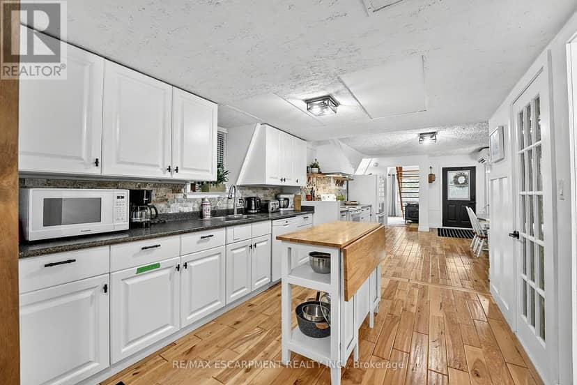 1073 Cedar Beach Road — photo 12 of 40