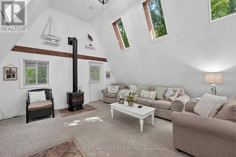 1073 Cedar Beach Road — photo 14 of 40