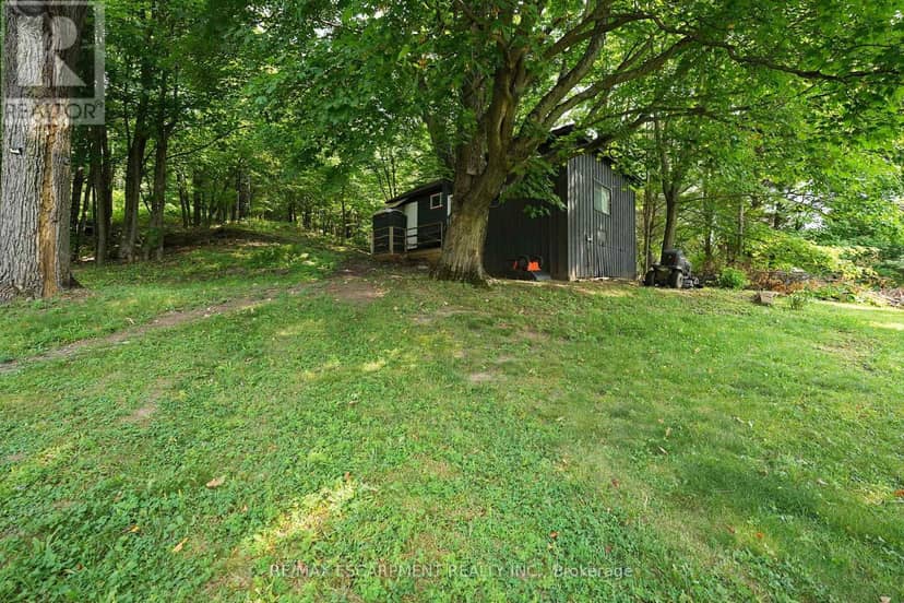 1073 Cedar Beach Road — photo 36 of 40