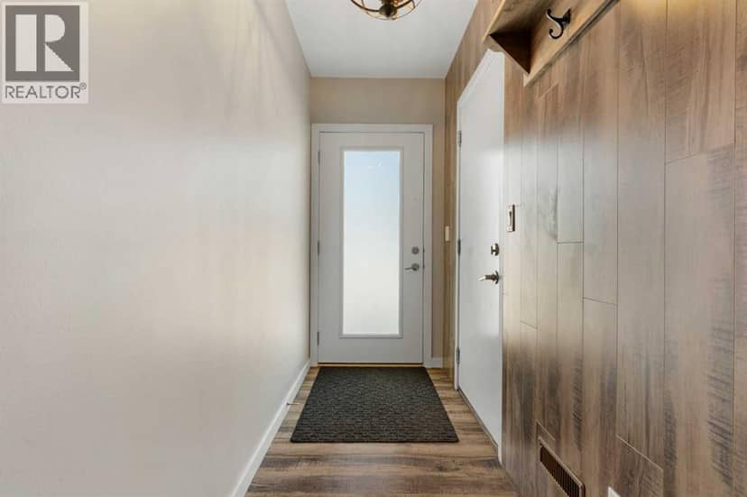 808, 501 River Heights Drive, Cochrane, photo 4