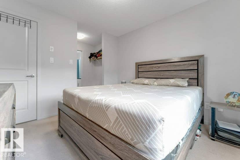 #224 390 Windermere Rd NW — photo 16 of 31