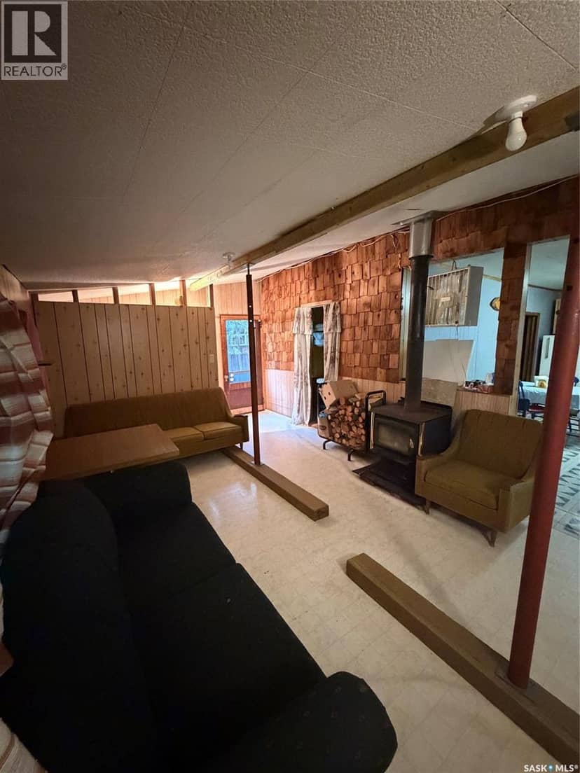 57 Nipawin Avenue — photo 3 of 12