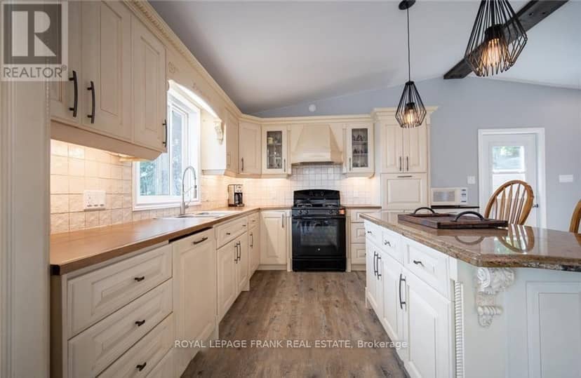 1758 Papineau Lake Road, Hastings Highlands, photo 7