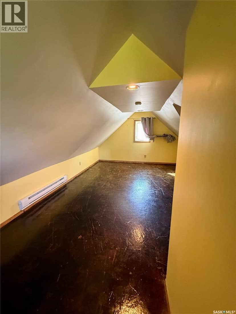930 Vaughan STREET — photo 16 of 31