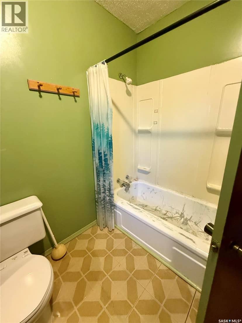 930 Vaughan STREET — photo 12 of 31