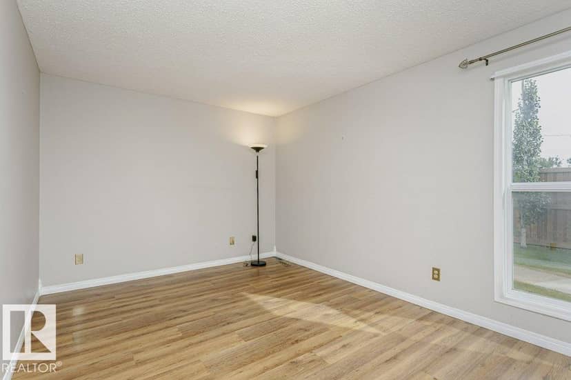 2083 Saddleback Rd NW — photo 11 of 25