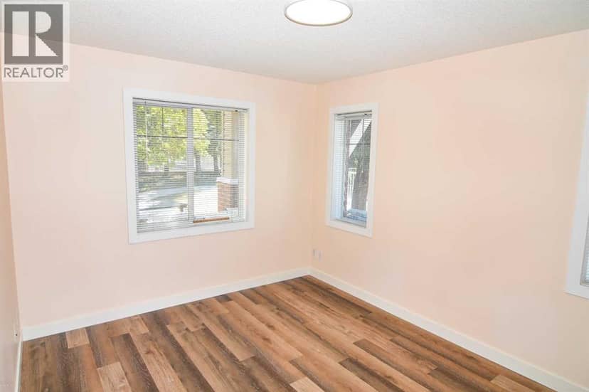 102, 1811 34 Avenue SW — photo 9 of 16