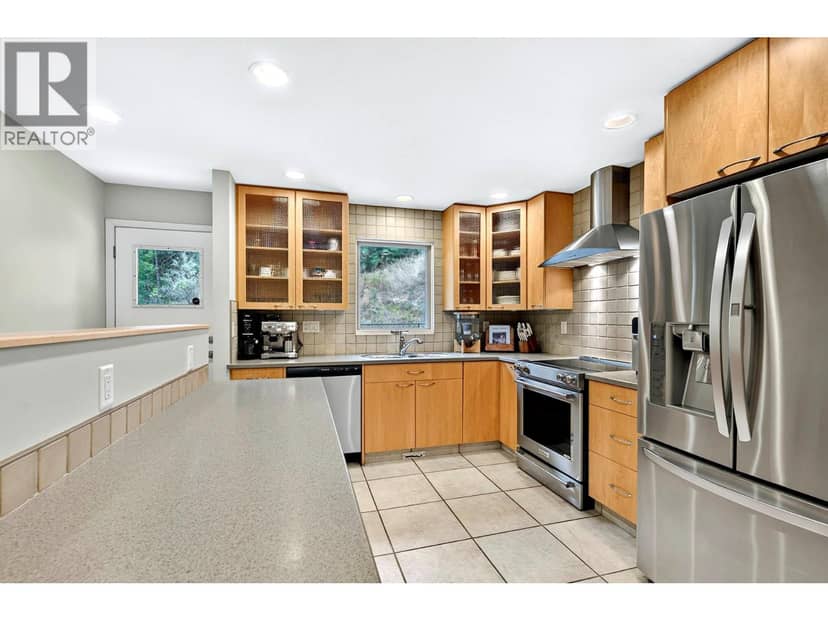 233 MONMOUTH Drive, Kamloops, photo 8