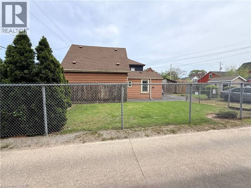 356 BARTON Street E, Hamilton, photo 2