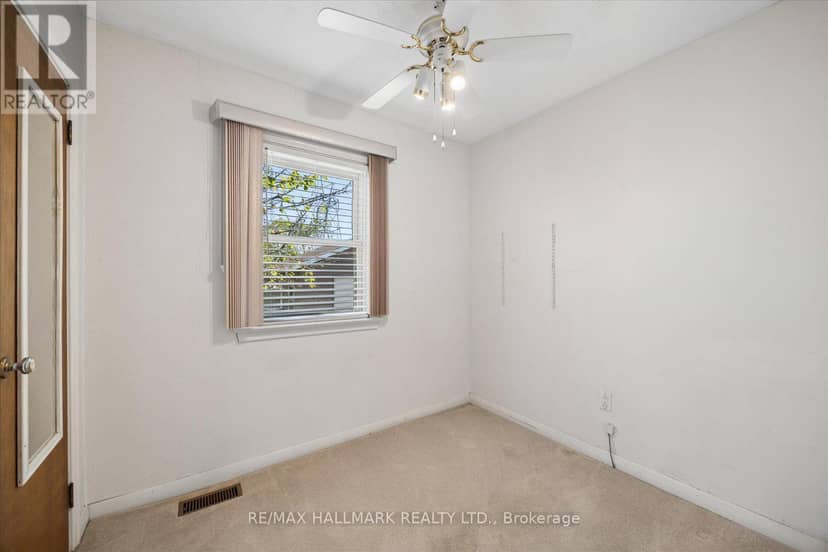 139 Elinor Avenue — photo 12 of 33