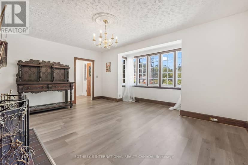 1462 Hurontario Street, Mississauga, photo 7