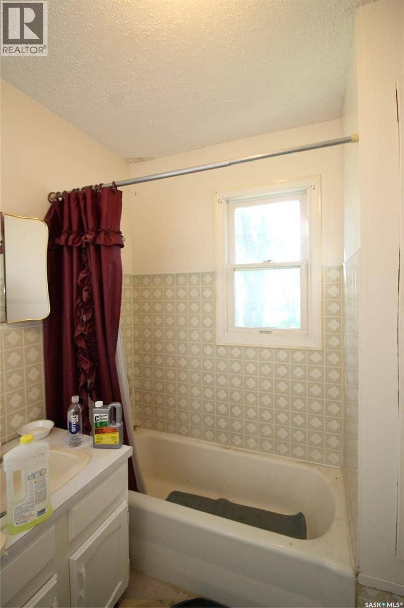 810 2nd AVENUE — photo 18 of 33