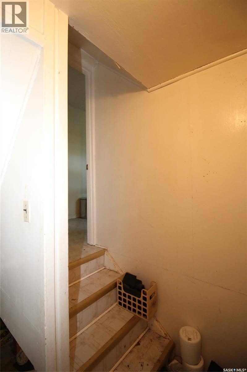 810 2nd AVENUE — photo 24 of 33