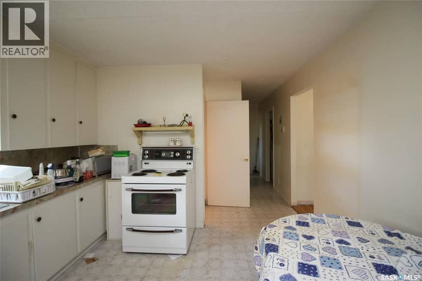 810 2nd AVENUE — photo 4 of 33