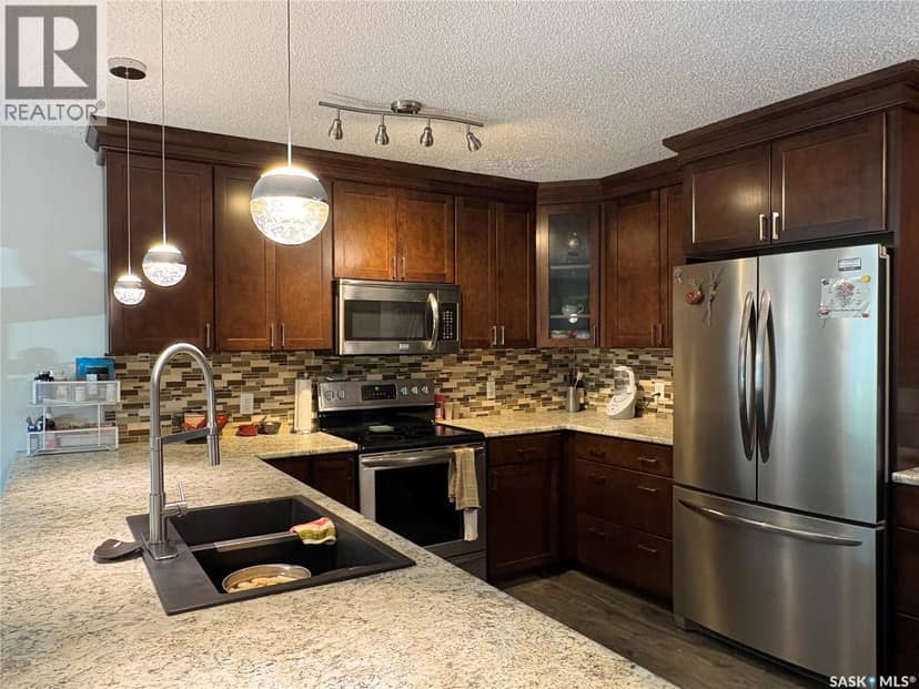 325 1st AVENUE N, Big River, photo 8