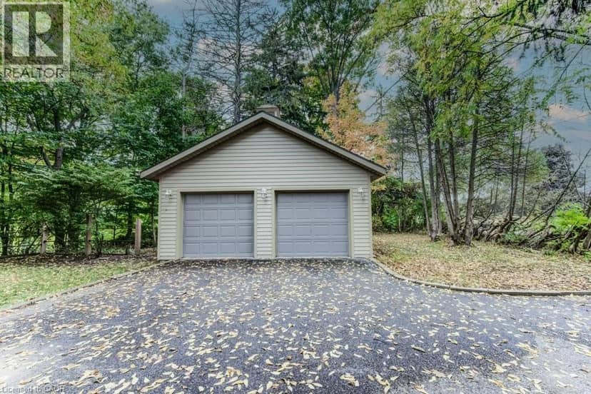 177 PIPER Street — photo 4 of 40
