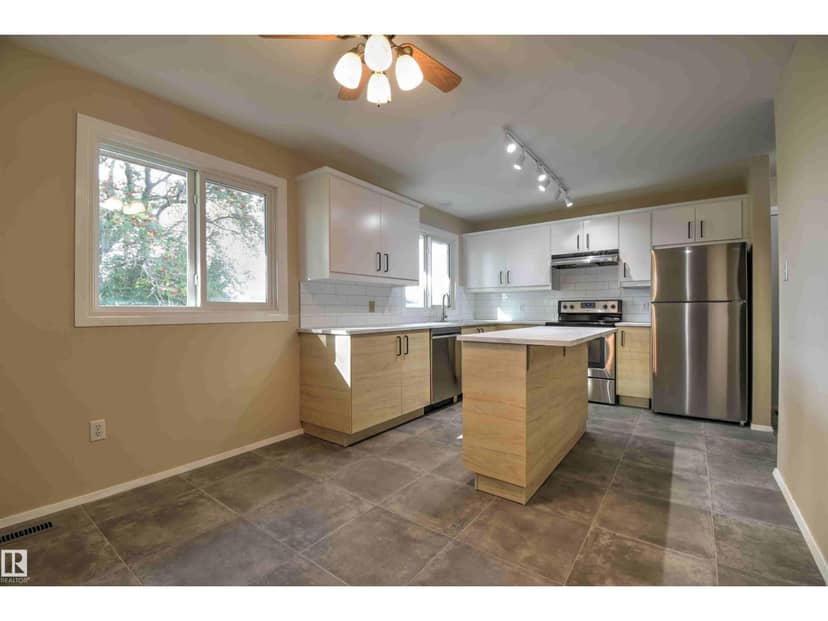 5310 51 AV, St. Paul Town, photo 3