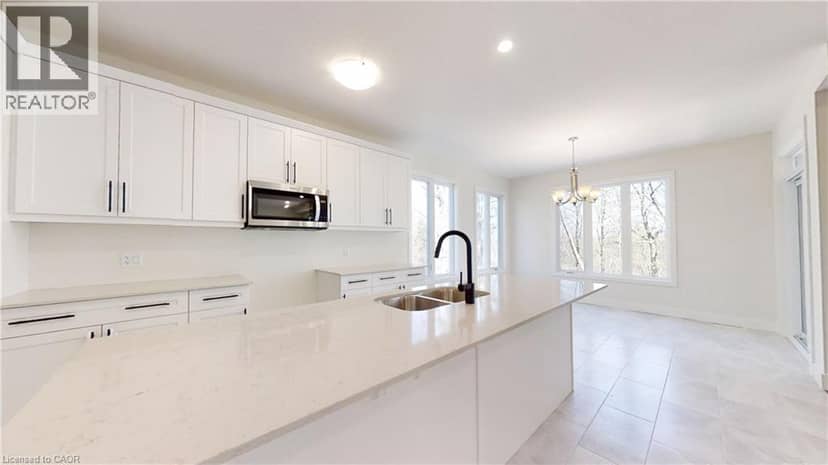 108 CHRISTOPHER Court, London, photo 3