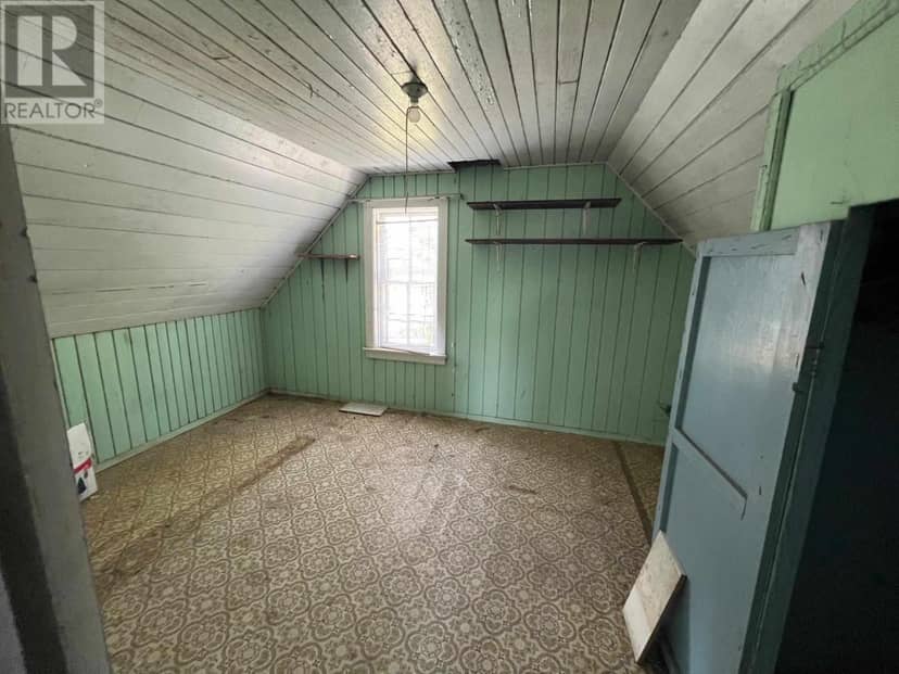 4167 Highway 638 — photo 15 of 17