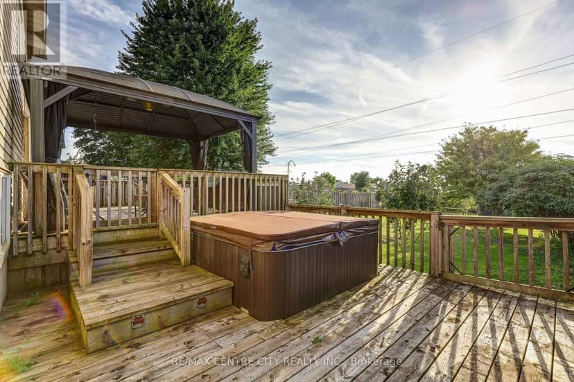 26 Glenview Court — photo 12 of 40