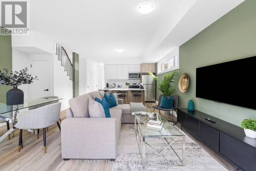 447 Lansdowne Avenue — photo 33 of 40