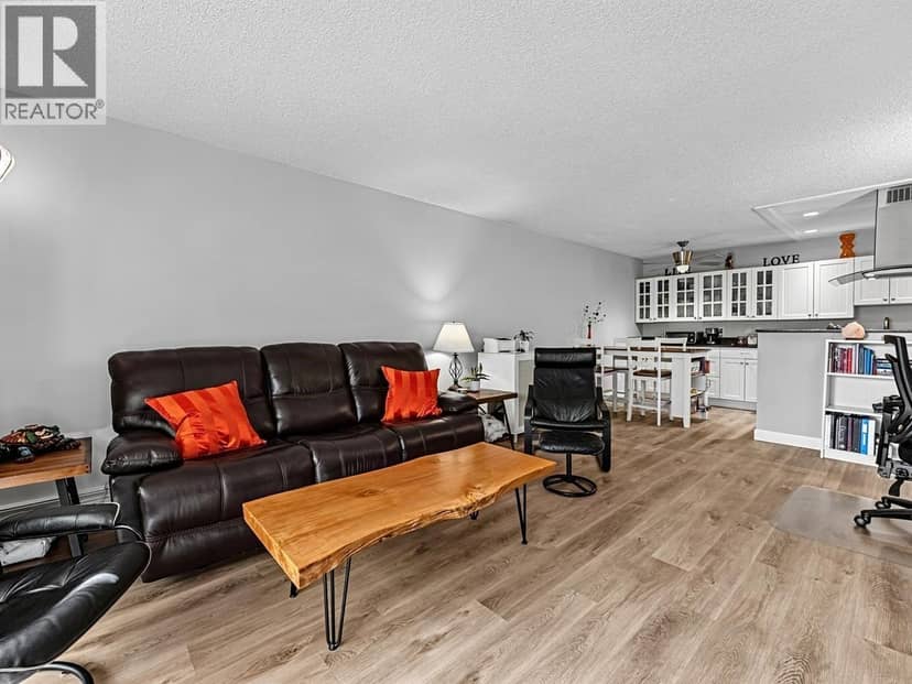 102 410 AGNES STREET, New Westminster