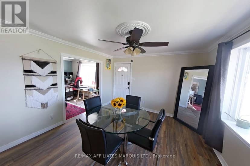 1101 McConnell Avenue — photo 6 of 16