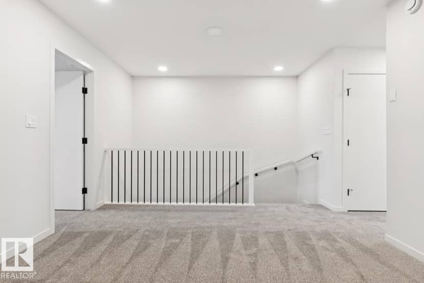436 31 ST SW — photo 35 of 40