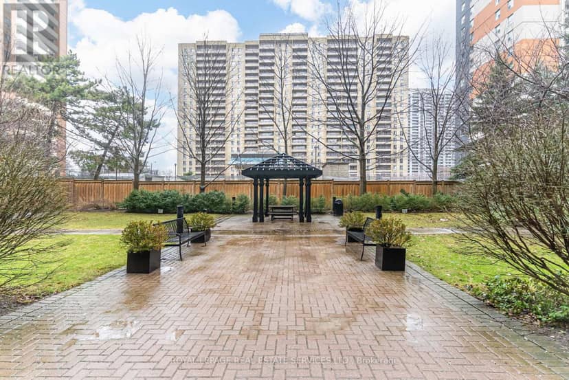 509 - 17 Michael Power Place — photo 27 of 30