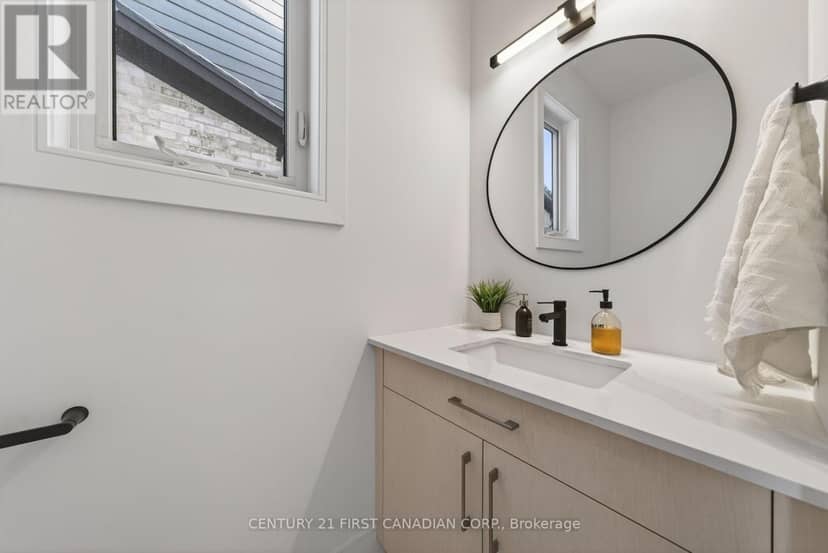 16 Sheldabren Street — photo 6 of 31