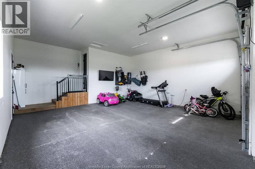 3 Sunningdale Drive — photo 40 of 40