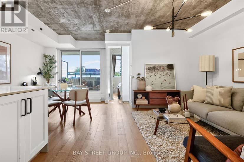 211 - 20 Minowan Miikan Lane W — photo 6 of 26
