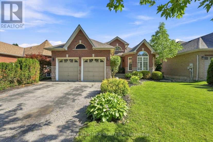 15 Ivygreen Road — photo 2 of 40