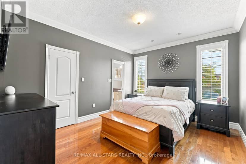 15 Ivygreen Road — photo 20 of 40