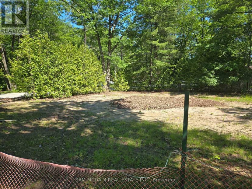 490 Oxbow Park Drive — photo 5 of 13