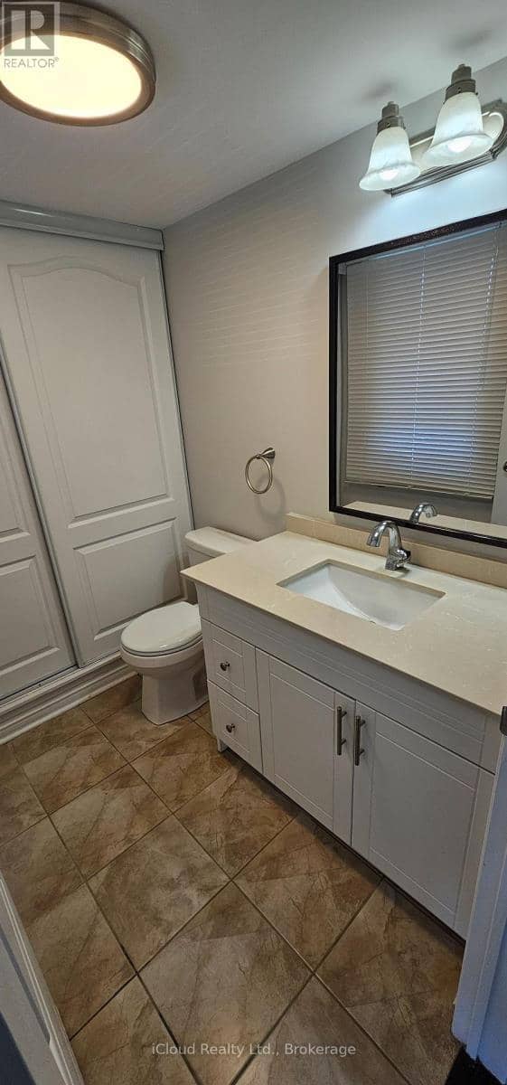 8 - 3070 Thomas Street — photo 10 of 35