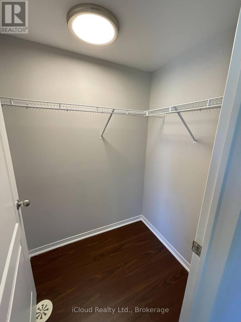 8 - 3070 Thomas Street — photo 24 of 35