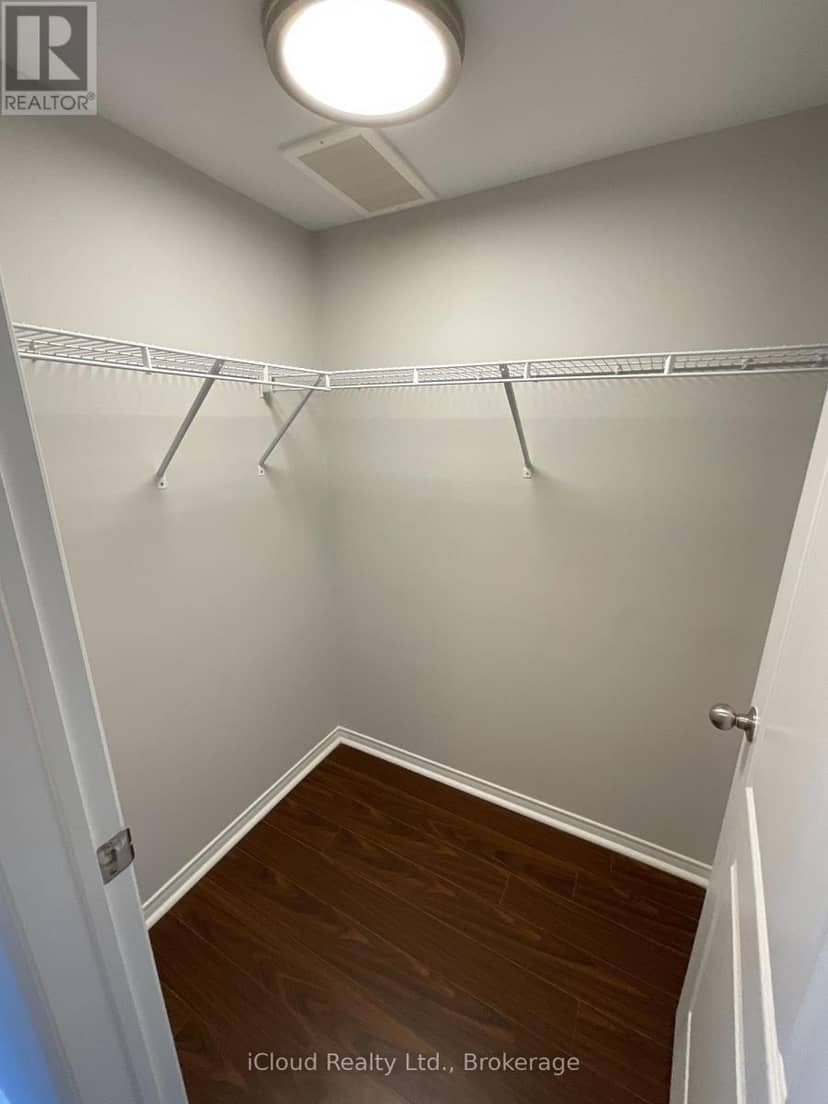 8 - 3070 Thomas Street — photo 25 of 35